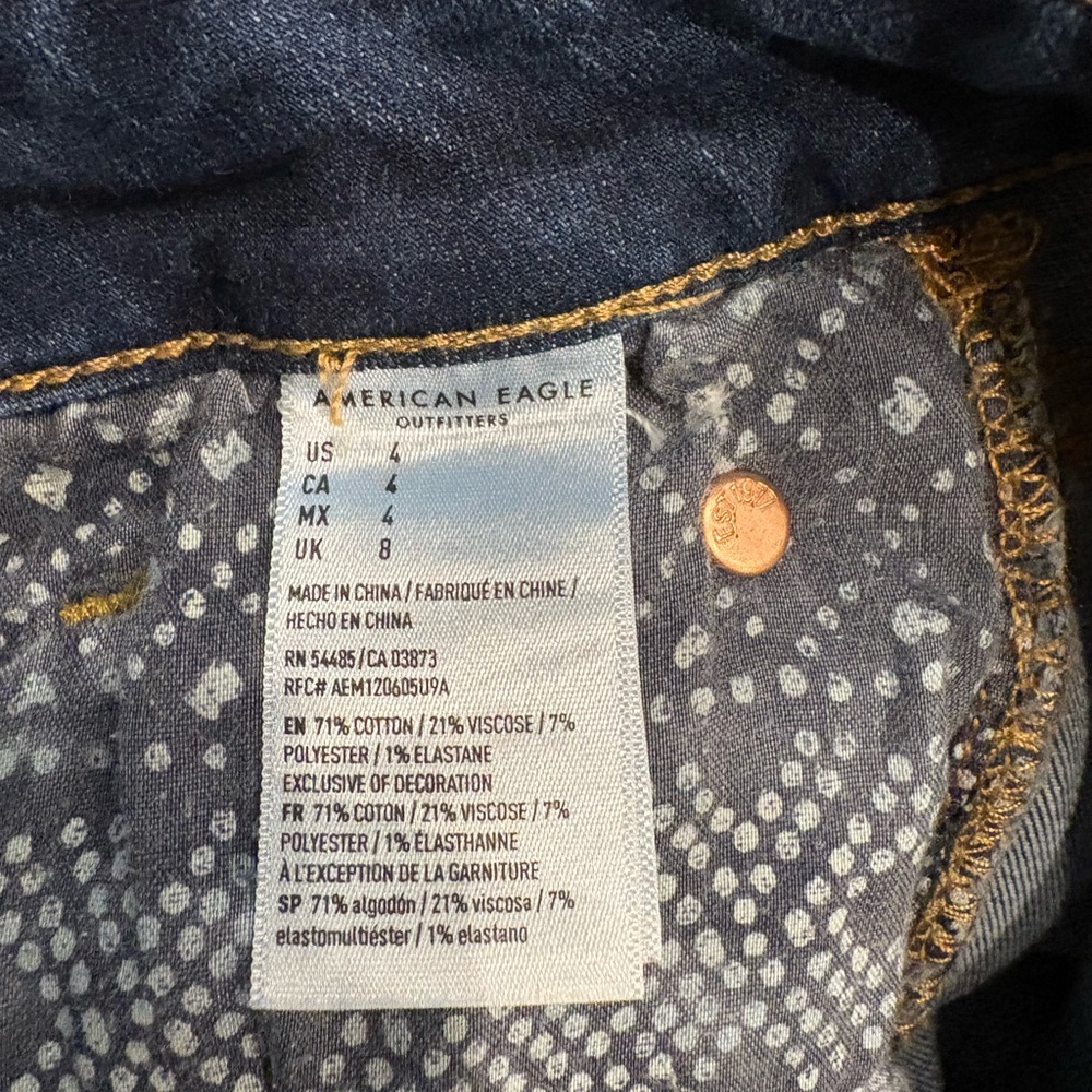 American Eagle Outfitters Blue Distressed Jean Shorts - Picture 4 of 5
